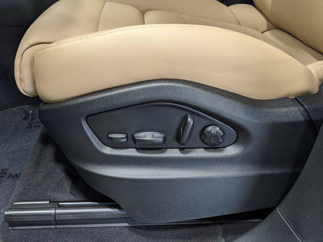 Photo of 2025 White Porsche Cayenne