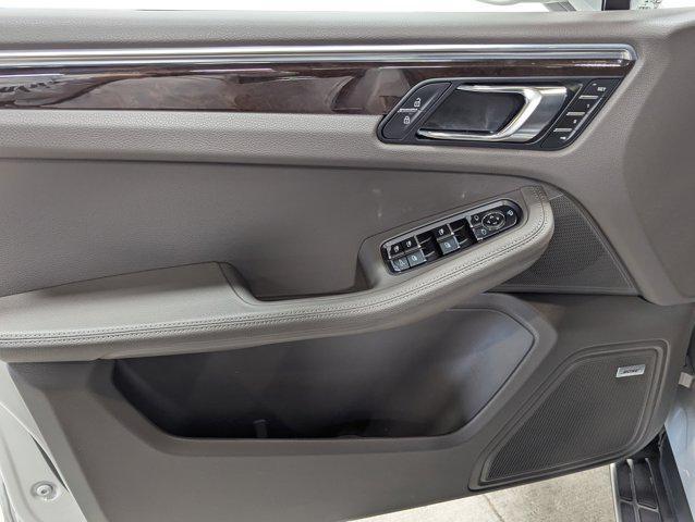 Photo of 2025 Chalk Porsche Macan