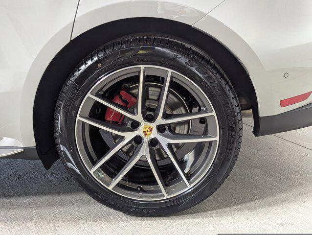 Photo of 2025 Chalk Porsche Macan