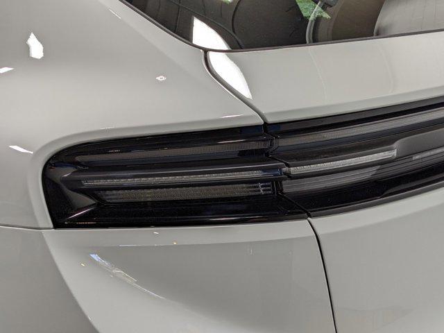 Photo of 2025 White Porsche Macan