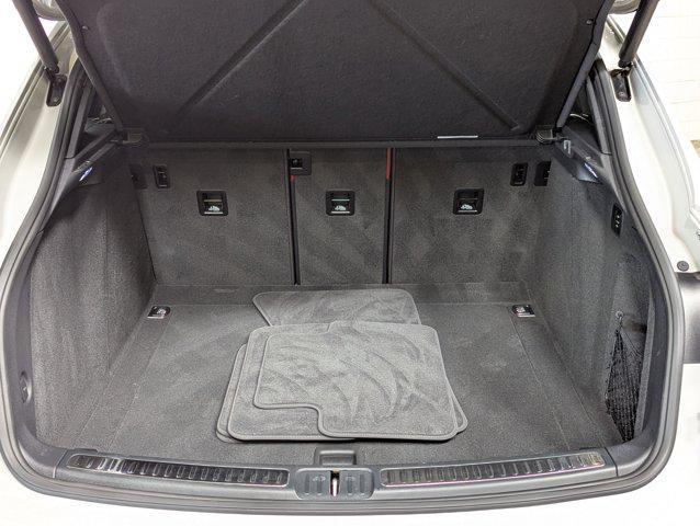 Photo of 2025 Chalk Porsche Macan