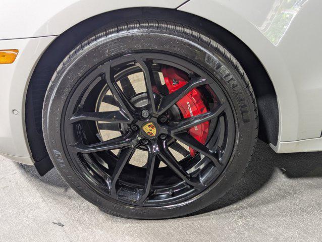 Photo of 2025 Chalk Porsche Macan
