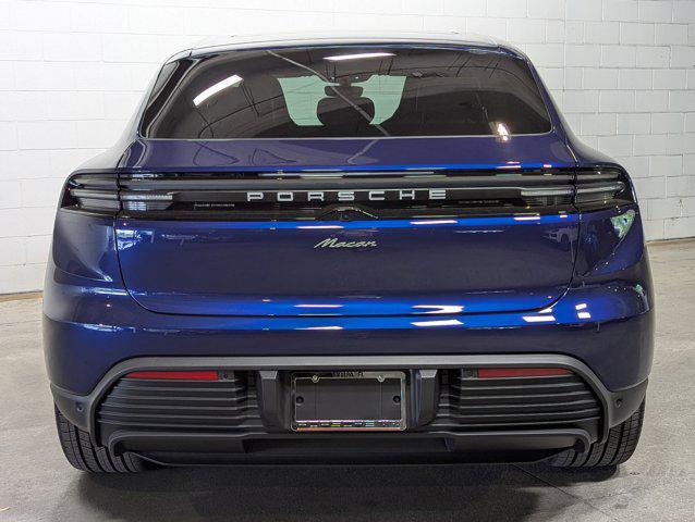 Photo of 2025 Gentian Blue Metallic Porsche Macan