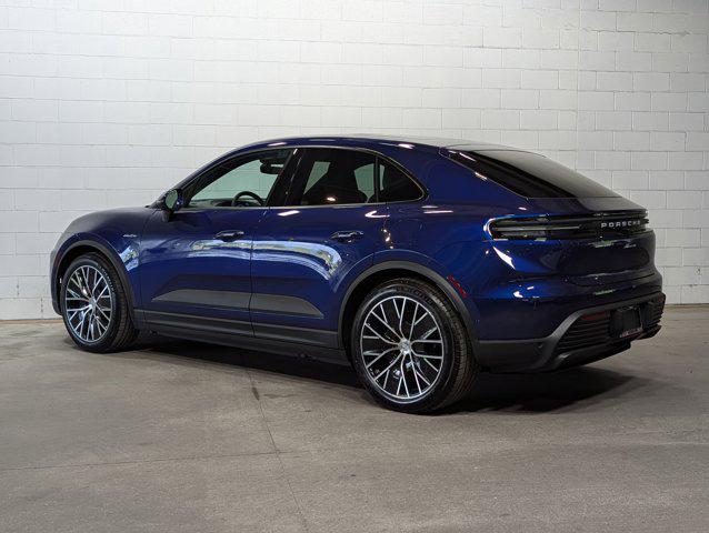 Photo of 2025 Gentian Blue Metallic Porsche Macan