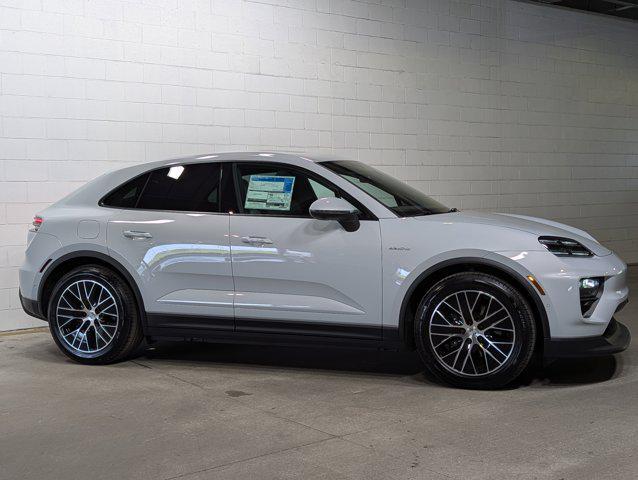 Photo of 2025 Ice Grey Metallic Porsche Macan