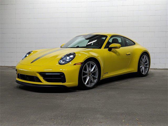 Photo of 2024 RACING YEL Porsche 911