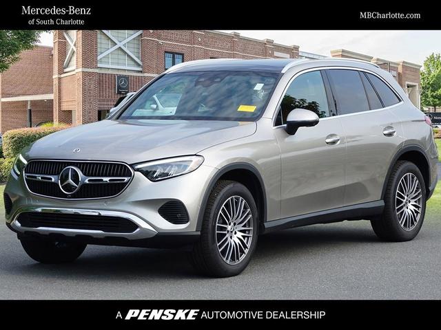 Photo of 2023 Mojave Silver Metallic Mercedes-Benz GLC 300