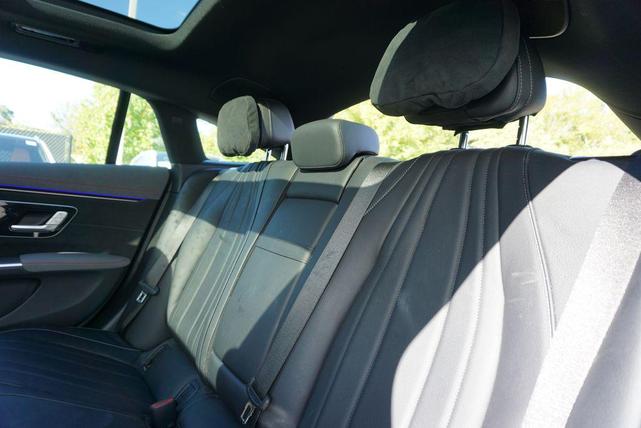 Photo of 2022 Obsidian Black Metallic Mercedes-Benz EQS 580