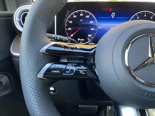 Photo of 2025 Grey Mercedes-Benz GLC 300