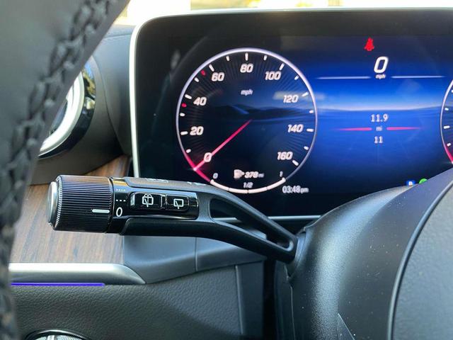 Photo of 2025 Grey Mercedes-Benz GLC 300