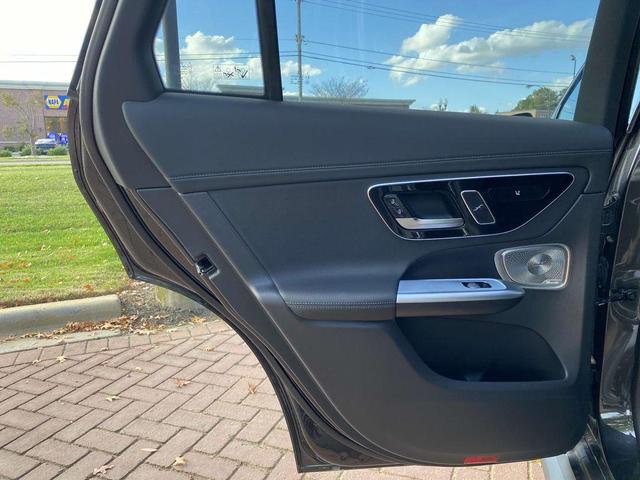 Photo of 2025 Grey Mercedes-Benz GLC 300