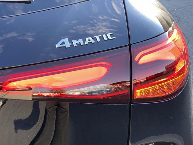Photo of 2025 Black Mercedes-Benz GLC 300