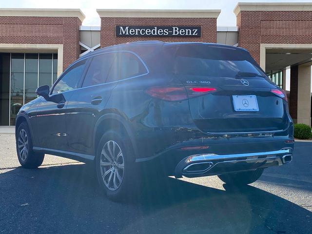 Photo of 2025 Black Mercedes-Benz GLC 300