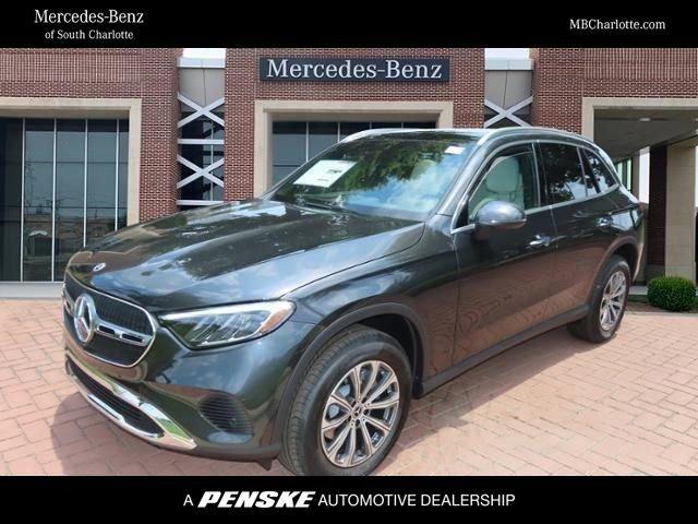 Photo of 2024 Graphite Grey Metallic Mercedes-Benz GLC 300
