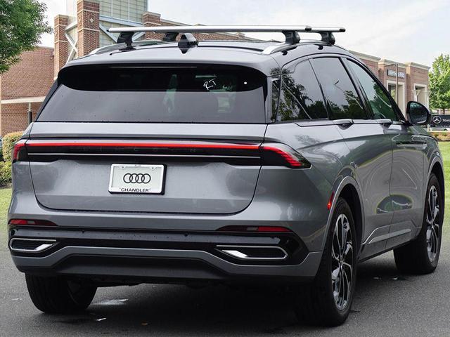 Photo of 2024 Gray Metallic Lincoln Nautilus