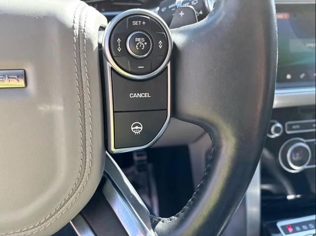 Photo of 2017 Loire Blue Land Rover Range Rover