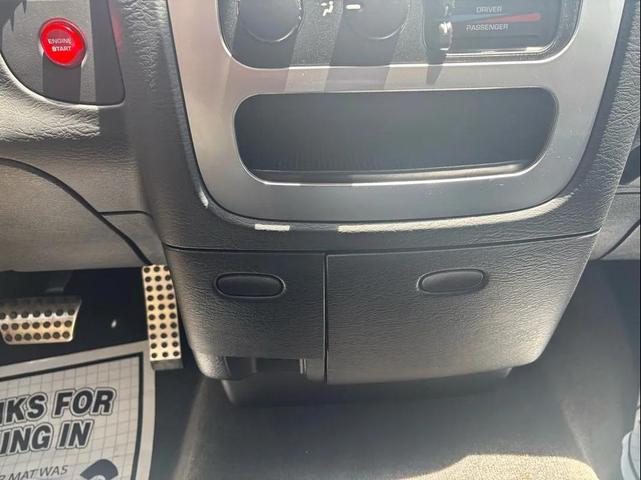 Photo of 2005 Bright Silver Metallic Clearcoat Dodge Ram 1500