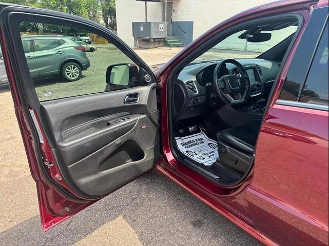 Photo of 2018 Octane Red Pearlcoat Dodge Durango
