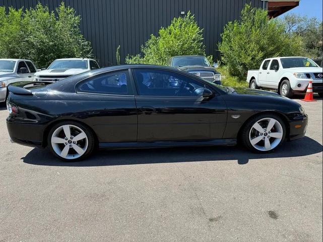 Photo of 2006 Phantom Black Metallic Pontiac GTO