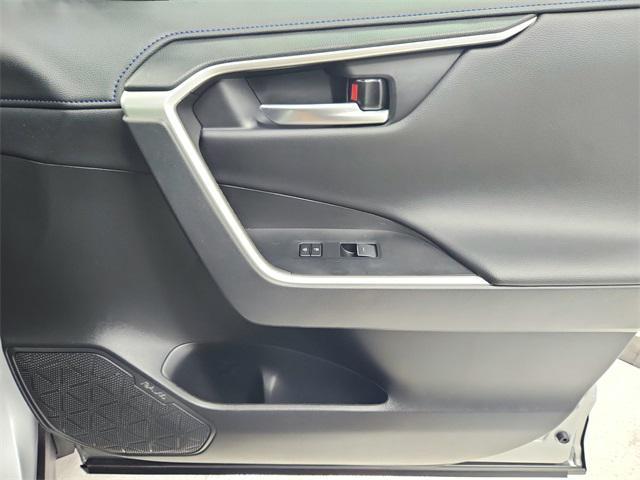 Photo of 2024 Silver Sky Metallic/Midnight Black Metallic Toyota RAV4 Hybrid