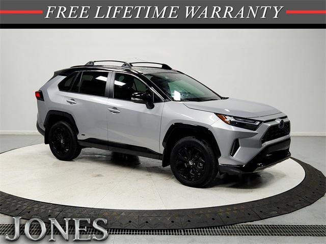 Photo of 2024 Silver Sky Metallic/Midnight Black Metallic Toyota RAV4 Hybrid