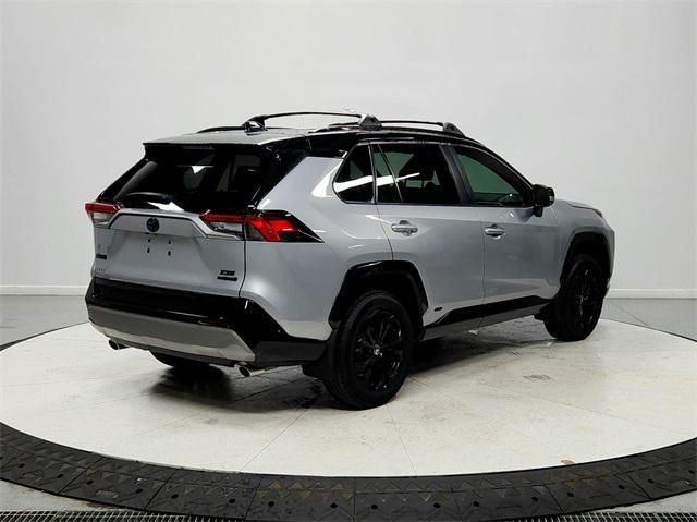 Photo of 2024 Silver Sky Metallic/Midnight Black Metallic Toyota RAV4 Hybrid