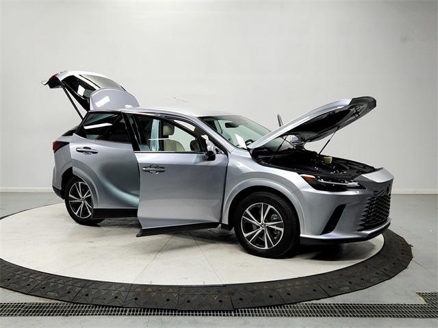Photo of 2024 Iridium Lexus RX 350
