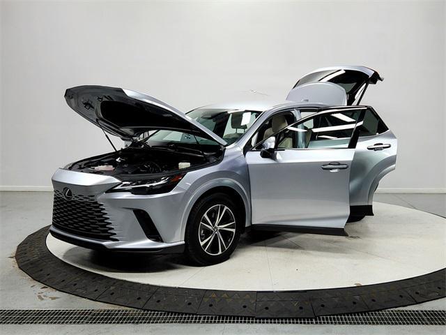 Photo of 2024 Iridium Lexus RX 350