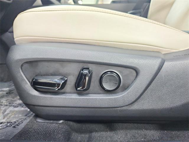 Photo of 2024 Iridium Lexus RX 350