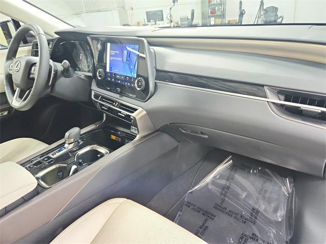Photo of 2024 Iridium Lexus RX 350