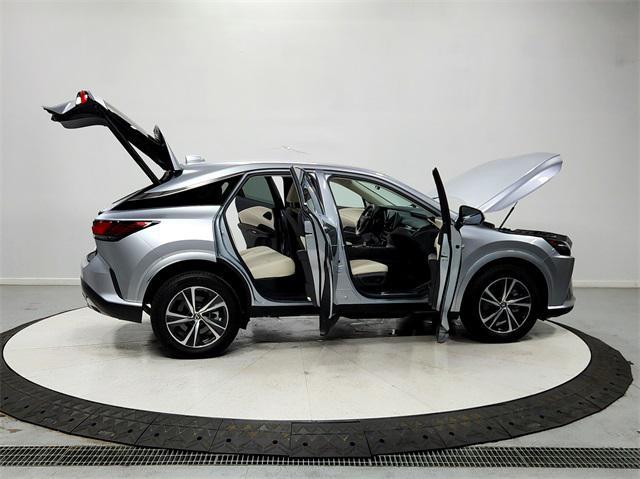 Photo of 2024 Iridium Lexus RX 350