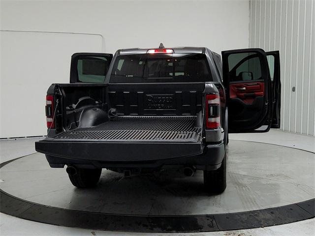 Photo of 2019 Granite Crystal Metallic Clearcoat RAM 1500