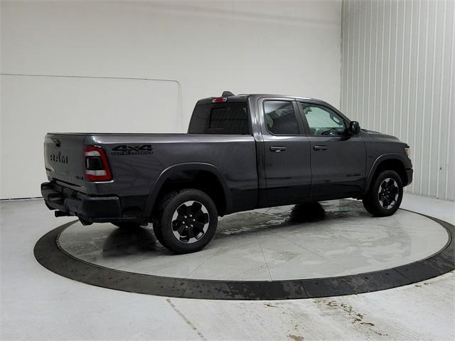 Photo of 2019 Granite Crystal Metallic Clearcoat RAM 1500