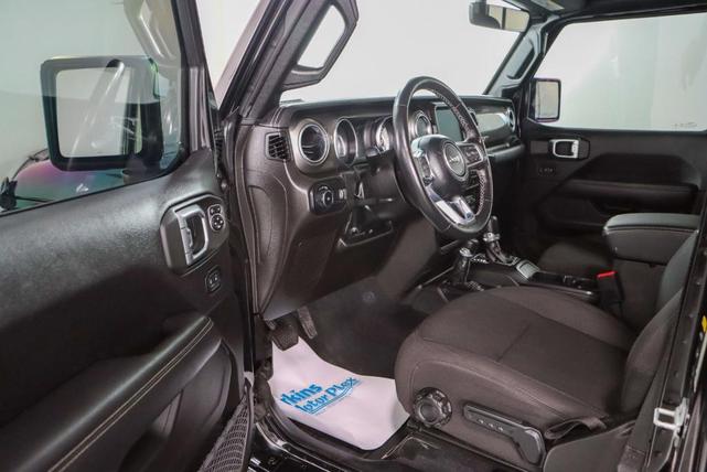Photo of 2023 Black Jeep Wrangler