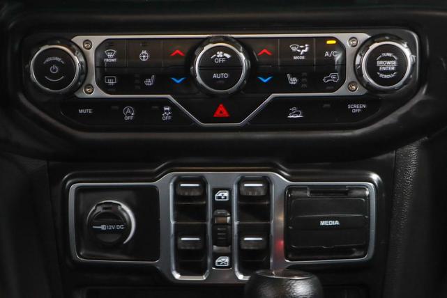 Photo of 2023 Black Jeep Wrangler