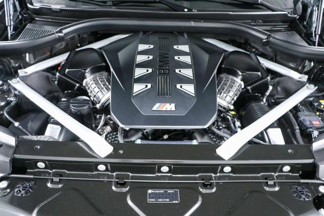 Photo of 2023 Gray Metallic BMW X7