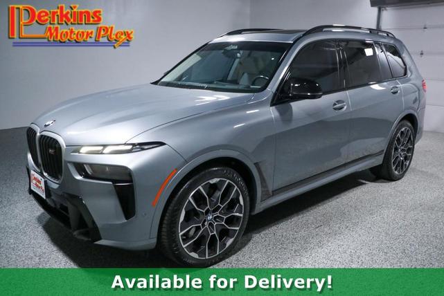 2023 BMW X7