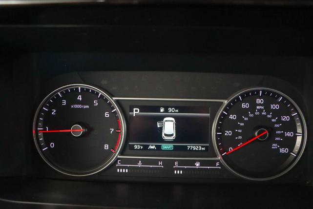 Photo of 2022 Gray Kia Sorento