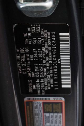 Photo of 2022 Gray Kia Sorento