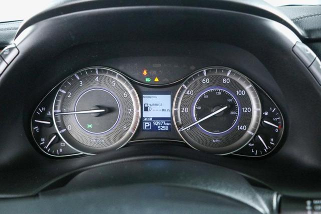 Photo of 2018 Black INFINITI QX80