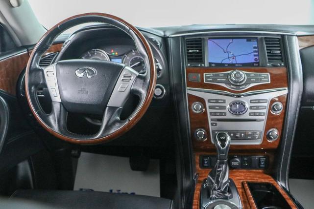 Photo of 2018 Black INFINITI QX80