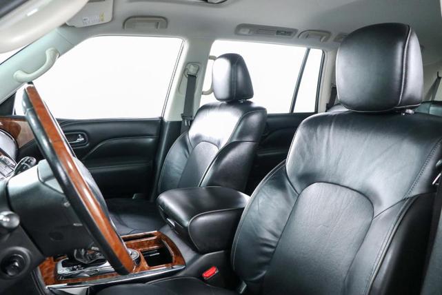 Photo of 2018 Black INFINITI QX80