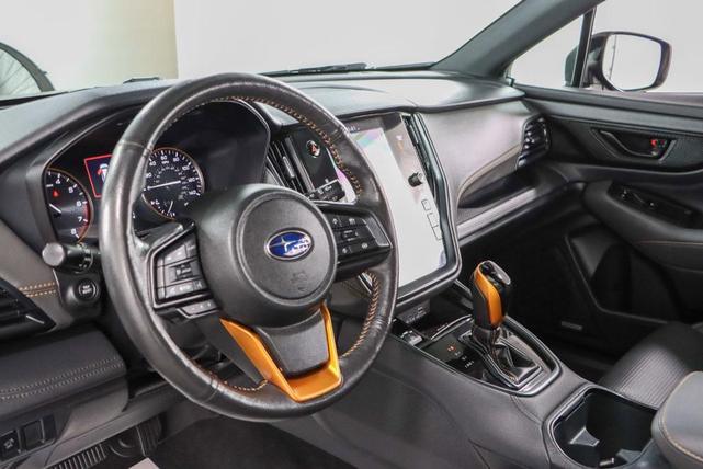 Photo of 2024 Crystal Black Silica Subaru Outback