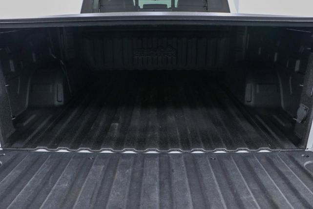 Photo of 2021 White Chevrolet Silverado 1500