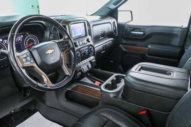 Photo of 2021 White Chevrolet Silverado 1500