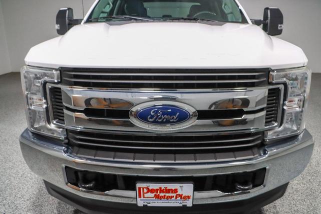 Photo of 2017 White Ford F-250