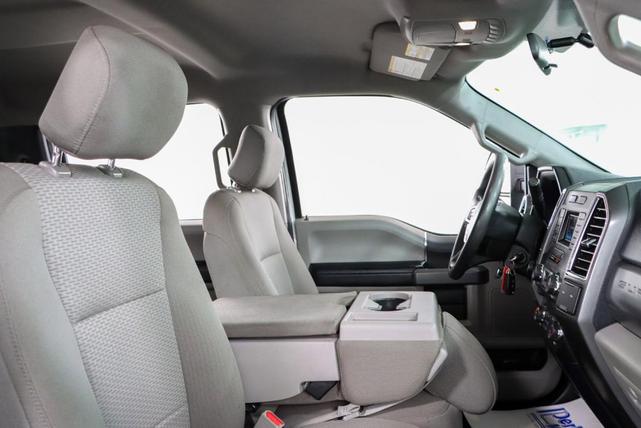 Photo of 2017 White Ford F-250