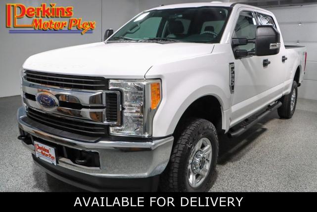 Photo of 2017 White Ford F-250