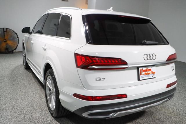 Photo of 2021 Carrara White Audi Q7