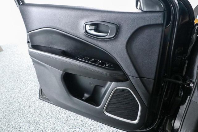 Photo of 2020 Black Jeep Compass
